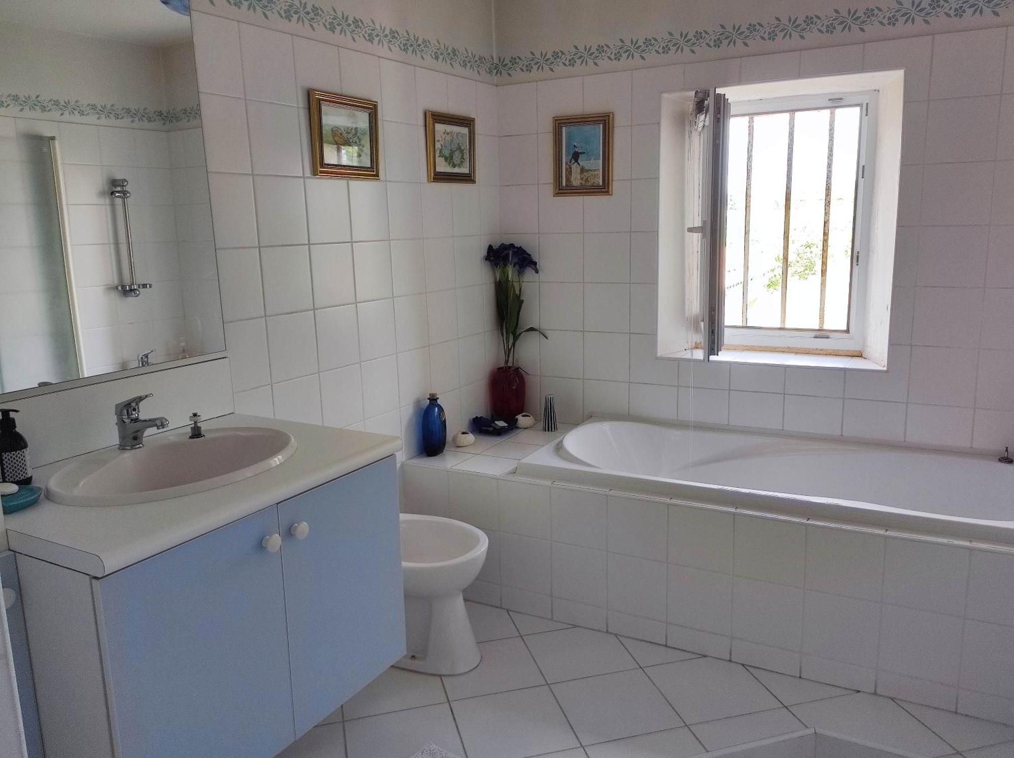 Chambre 3 Personnes Avec Salle De Bain Dans Mas Du Luberon Robion en Luberon Bagian luar foto